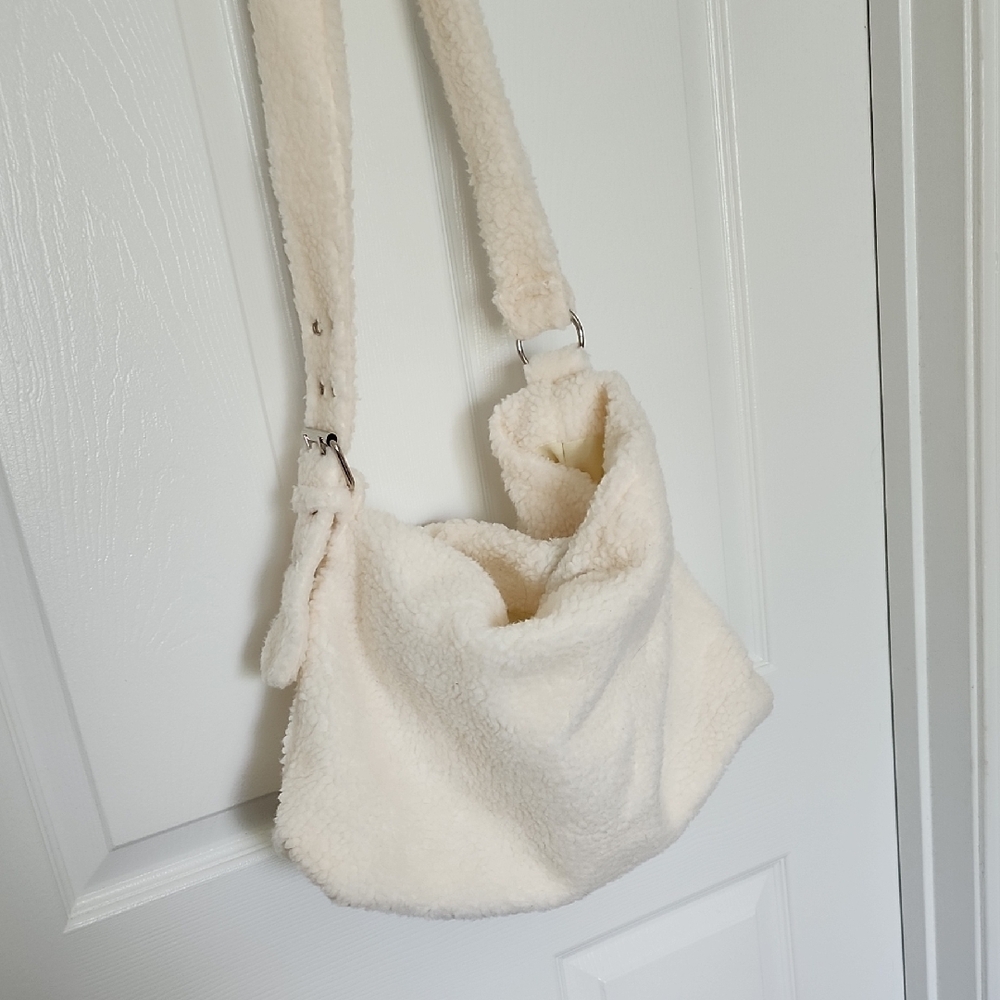 Sherpa Purse